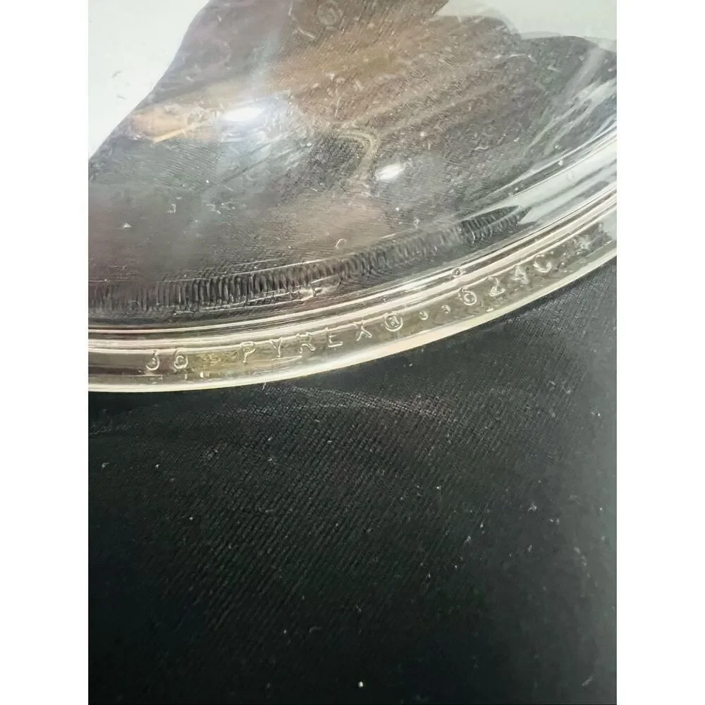 Pyrex 624c round